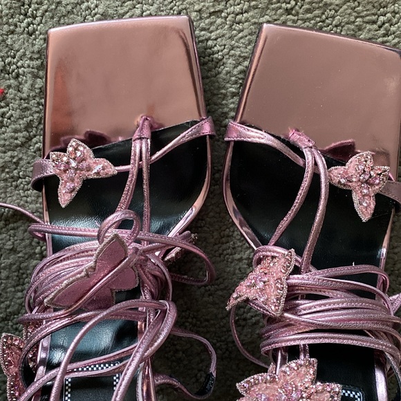 Versace x Dua Lipa Limited Edition Pink Metallic Butterfly Sandals Size 39 - Picture 10 of 15